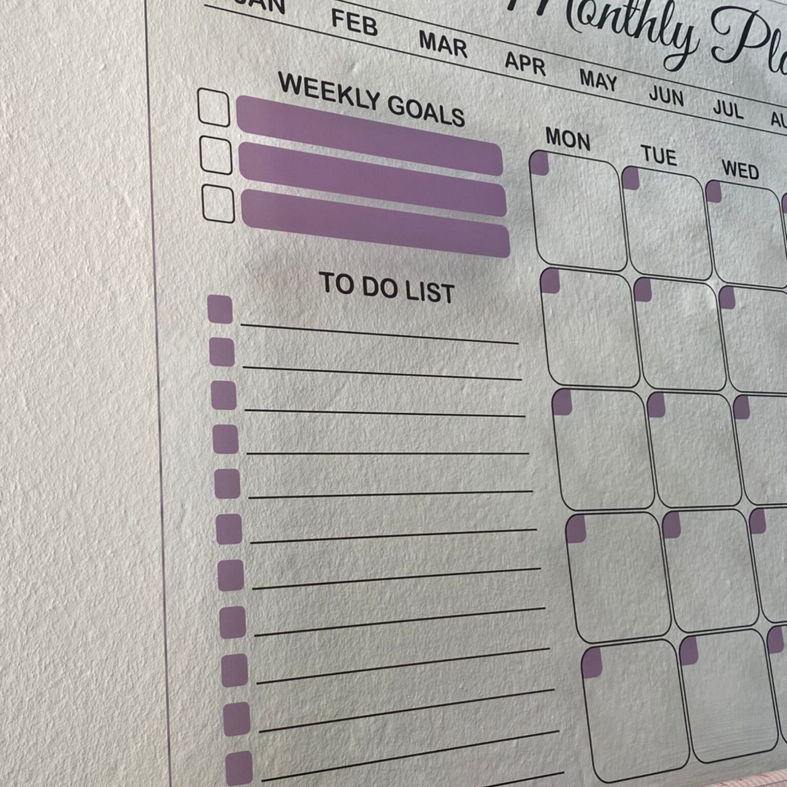 Lilac monthly planner with weekly goals and to-do list